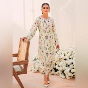 Item Sold/Pakistani 2-Piece Kurta & Pant Set